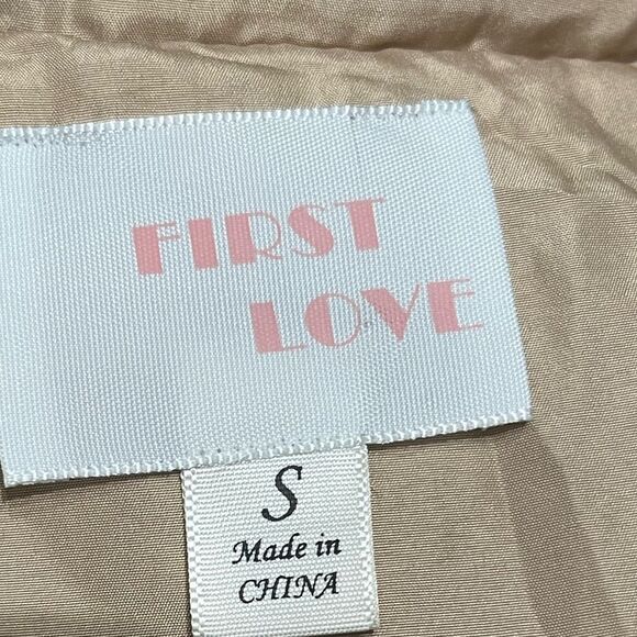 First Love Tan Quilted Vest With Gold Tone Hardware, Size S - Picture 7 of 8